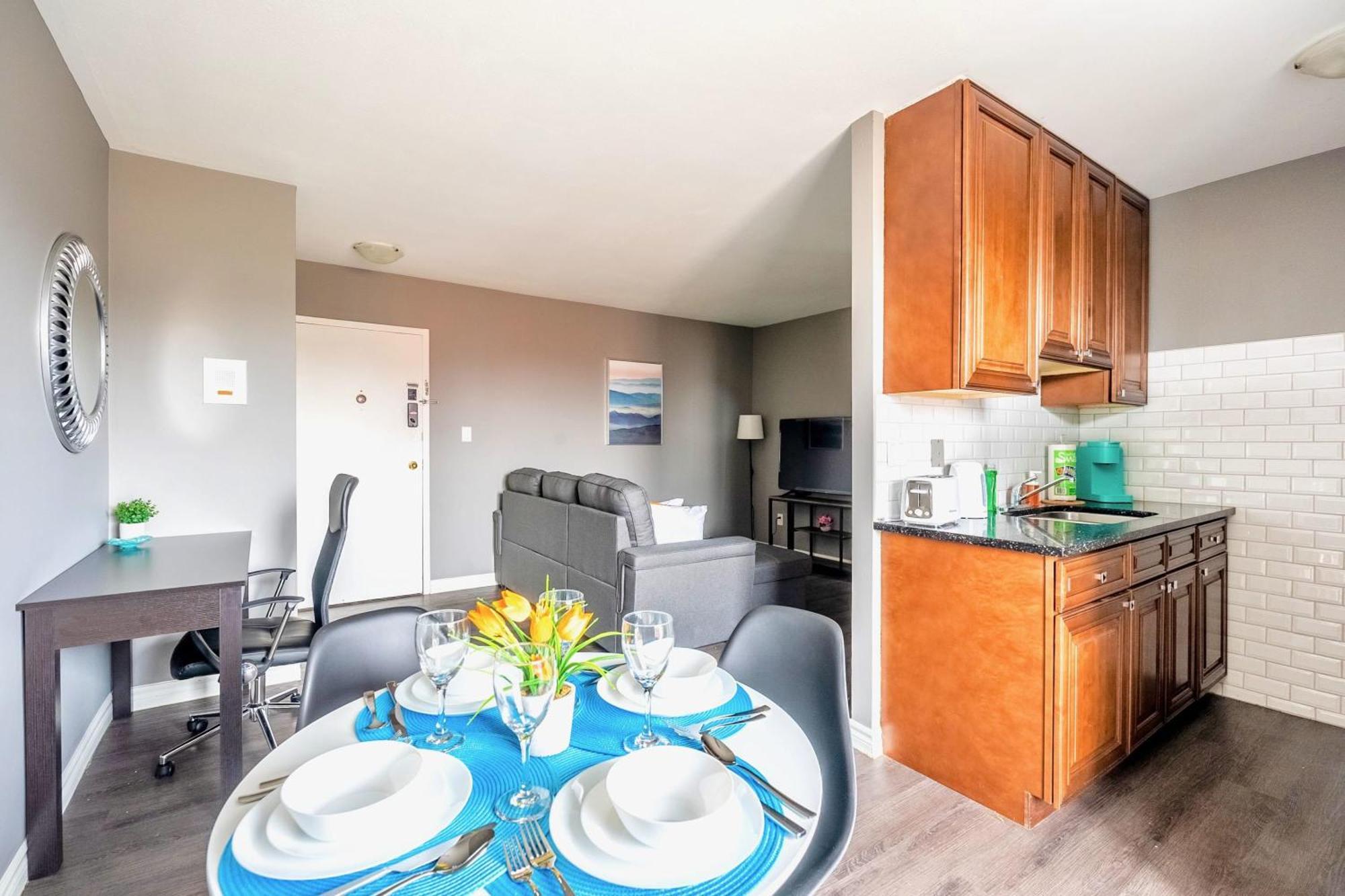 Апартаменты Newly Renovated 2Br Unit In Glenview West Гамильтон Экстерьер фото